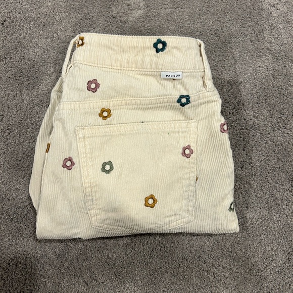 PacSun Denim - Pacsun Mom Jeans size 26